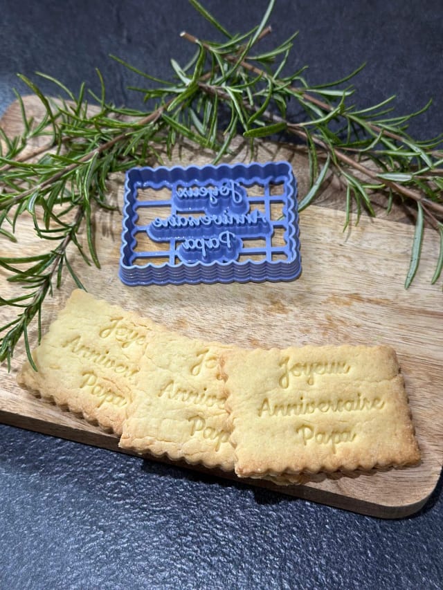 Personalisierter Happy-Birthday-Ausstecher | MyFabrik
