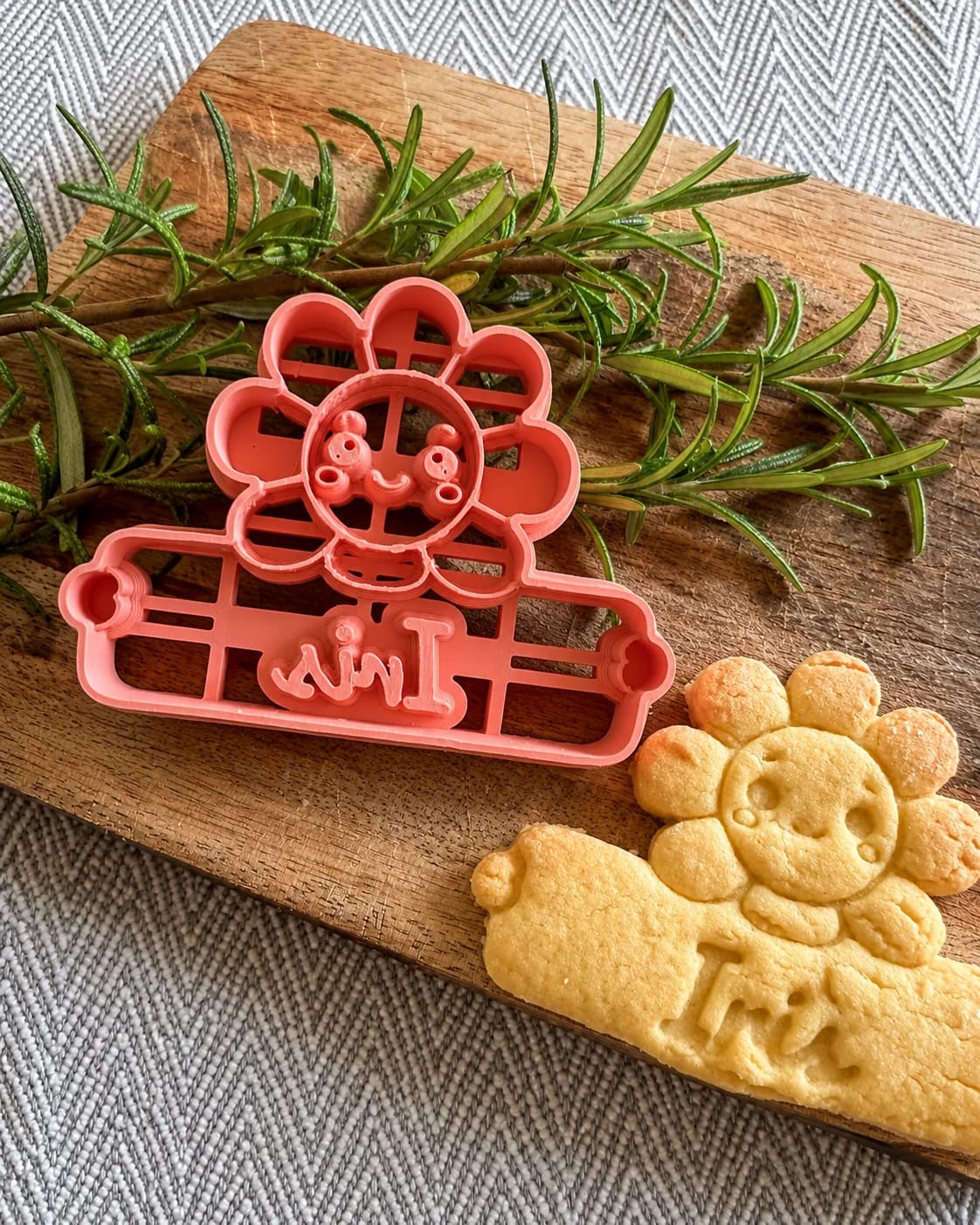 Emporte-pièce Fleur Kawaii personnalisé prénom